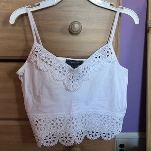 White crochet trim cropped tank top
